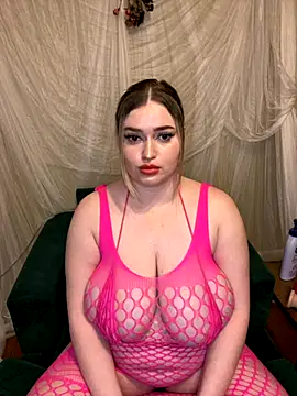 Snapshot of miriase chatting on 10.12.25 miriase online show from 10.12.25