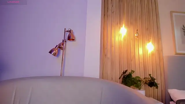 AriRobert  online show from 10.09.25