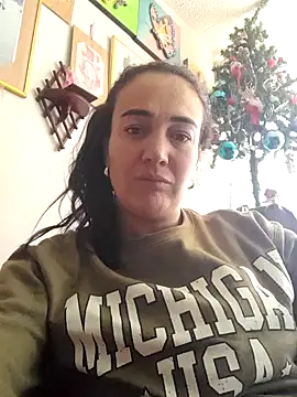 skayhot  online show from 01.18.25