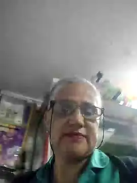 Snapshot of Edged_Hot69 chatting on 12.06.24 Edged Hot69 online show from 12.06.24