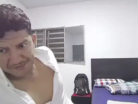 Snapshot of 2020dastan chatting on 12.17.24 2020dastan online show from 12.17.24