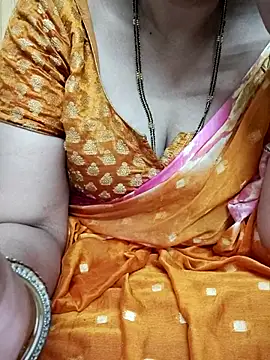 Snapshot of sunitha-3 chatting on 02.25.25 sunitha-3 online show from 02.25.25