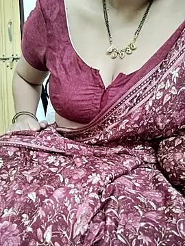Snapshot of sunitha-3 chatting on 02.28.25 sunitha-3 online show from 02.28.25