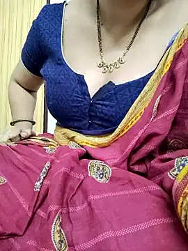 Snapshot of sunitha-3 chatting on 03.02.25 sunitha-3 online show from 03.02.25