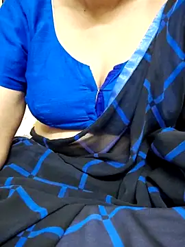 Snapshot of sunitha-3 chatting on 03.04.25 sunitha-3 online show from 03.04.25