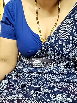 Snapshot of sunitha-3 chatting on 03.06.25 sunitha-3 online show from 03.06.25