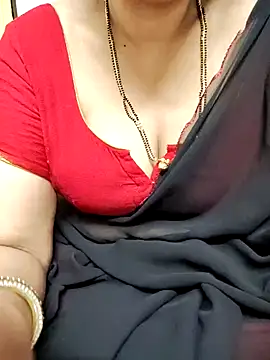 Snapshot of sunitha-3 chatting on 03.12.25 sunitha-3 online show from 03.12.25