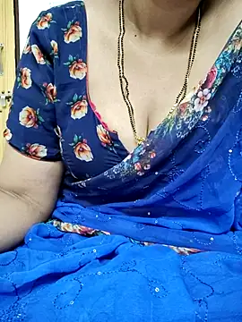 Snapshot of sunitha-3 chatting on 03.14.25 sunitha-3 online show from 03.14.25
