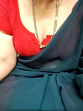 Snapshot of sunitha-3 chatting on 03.16.25 sunitha-3 online show from 03.16.25