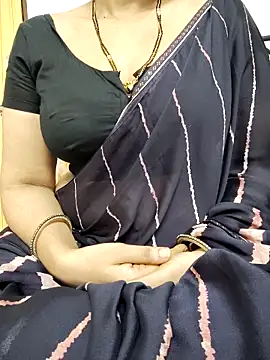 Snapshot of sunitha-3 chatting on 03.22.25 sunitha-3 online show from 03.22.25