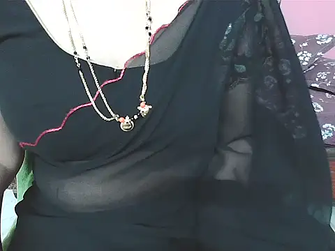 Snapshot of sunitha-3 chatting on 09.17.25 sunitha-3 online show from 09.17.25