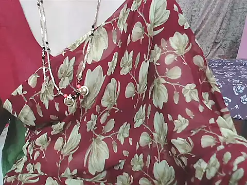 Snapshot of sunitha-3 chatting on 09.19.25 sunitha-3 online show from 09.19.25