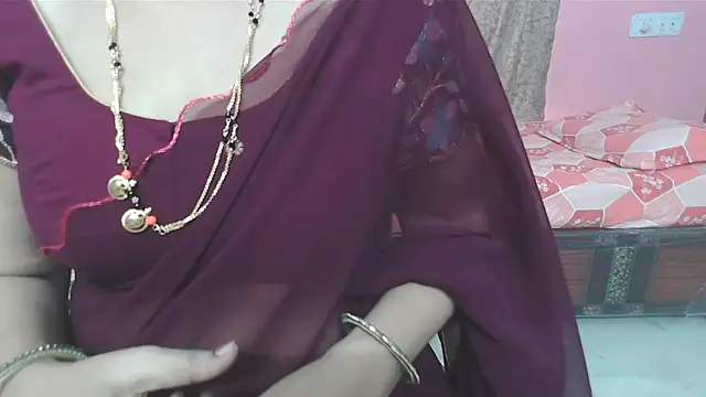 Snapshot of sunitha-3 chatting on 09.22.25 sunitha-3 online show from 09.22.25