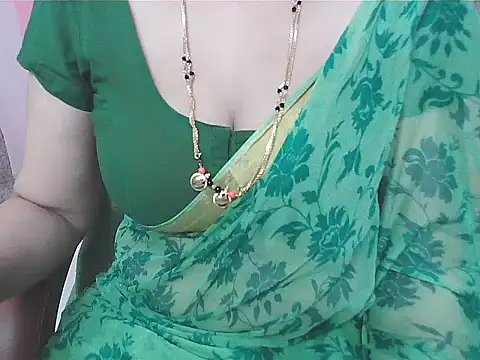 Snapshot of sunitha-3 chatting on 09.23.25 sunitha-3 online show from 09.23.25