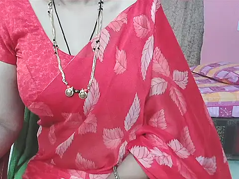 Snapshot of sunitha-3 chatting on 09.26.25 sunitha-3 online show from 09.26.25