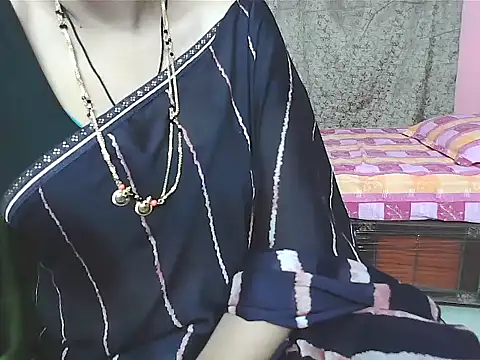 Snapshot of sunitha-3 chatting on 09.27.25 sunitha-3 online show from 09.27.25