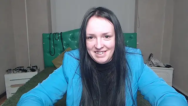 Snapshot of IsabelBlackberry chatting on 12.15.24 IsabelBlackberry online show from 12.15.24