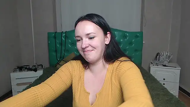 Snapshot of IsabelBlackberry chatting on 12.16.24 IsabelBlackberry online show from 12.16.24
