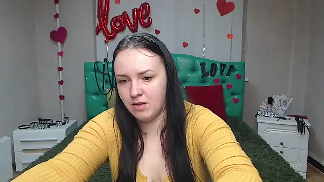 Snapshot of IsabelBlackberry chatting on 03.15.25 IsabelBlackberry online show from 03.15.25