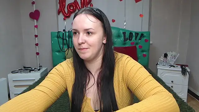 Snapshot of IsabelBlackberry chatting on 03.15.25 IsabelBlackberry online show from 03.15.25