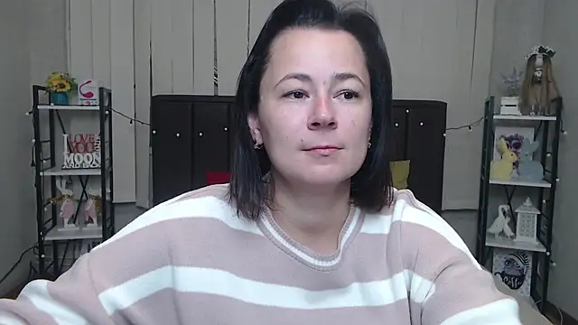 MarieSho online show from 10.03.25