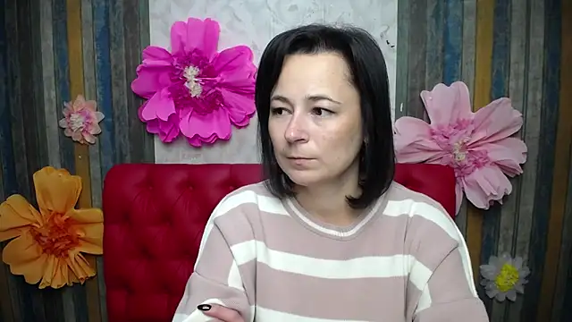 MarieSho online show from 10.13.25