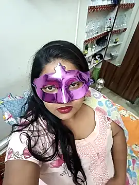 Snapshot of Ayesha-Baby chatting on 01.15.25 Ayesha-Baby online show from 01.15.25