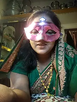 Snapshot of Ayesha-Baby chatting on 09.13.25 Ayesha-Baby online show from 09.13.25