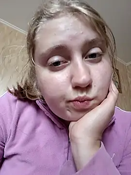 Snapshot of AnastasiaSky19 chatting on 09.18.25 AnastasiaSky19 online show from 09.18.25