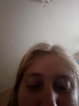 Snapshot of AnastasiaSky19 chatting on 10.06.25 AnastasiaSky19 online show from 10.06.25