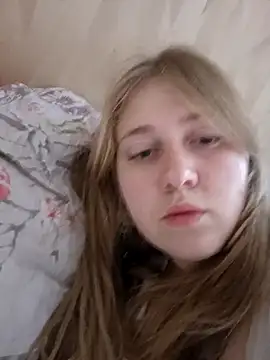 Snapshot of AnastasiaSky19 chatting on 10.27.25 AnastasiaSky19 online show from 10.27.25