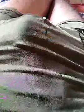 Snapshot of shuvo1410 chatting on 11.07.25 shuvo1410 online show from 11.07.25