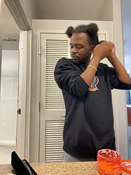 Snapshot of MobyDxck chatting on 12.02.24 MobyDxck online show from 12.02.24