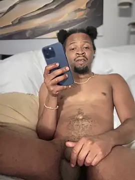 Snapshot of MobyDxck chatting on 01.04.25 MobyDxck online show from 01.04.25