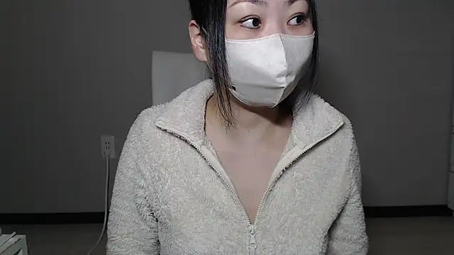 Snapshot of Hika-Channel chatting on 01.01.25 Hika-Channel online show from 01.01.25