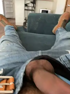 Snapshot of laloly0808 chatting on 12.27.24 laloly0808 online show from 12.27.24