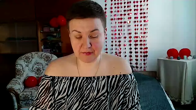 Snapshot of Annet1912 chatting on 02.18.25 Annet1912 online show from 02.18.25