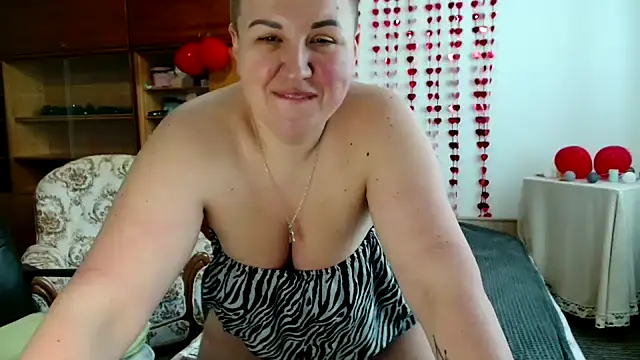Snapshot of Annet1912 chatting on 02.21.25 Annet1912 online show from 02.21.25