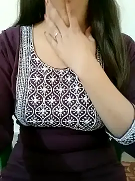 Snapshot of Arohi_is_Live chatting on 01.28.25 Arohi is Live online show from 01.28.25