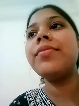 Snapshot of Arohi_is_Live chatting on 02.18.25 Arohi is Live online show from 02.18.25