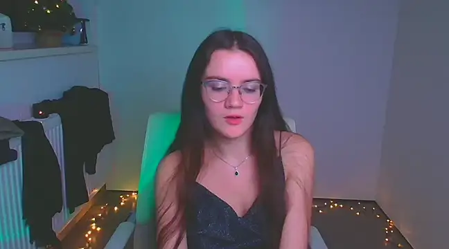 Snapshot of Josephine_jo chatting on 12.25.24 Josephine jo online show from 12.25.24
