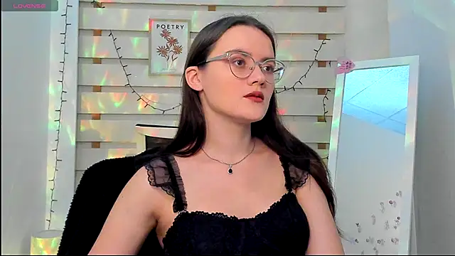 Snapshot of Josephine_jo chatting on 09.28.25 Josephine jo online show from 09.28.25