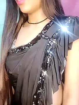 Snapshot of Sreya213 chatting on 01.06.25 Sreya213 online show from 01.06.25