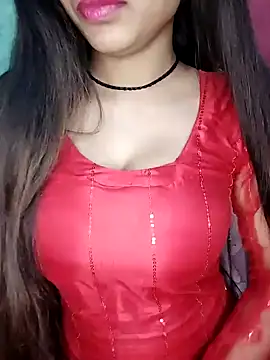 Snapshot of Sreya213 chatting on 02.01.25 Sreya213 online show from 02.01.25
