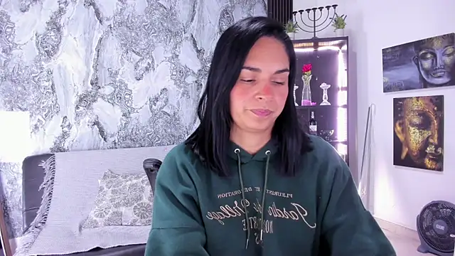 Snapshot of Carlota_milf_30 chatting on 11.16.25 Carlota milf 30 online show from 11.16.25