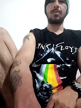 Snapshot of Gatohot23 chatting on 02.19.25 Gatohot23 online show from 02.19.25