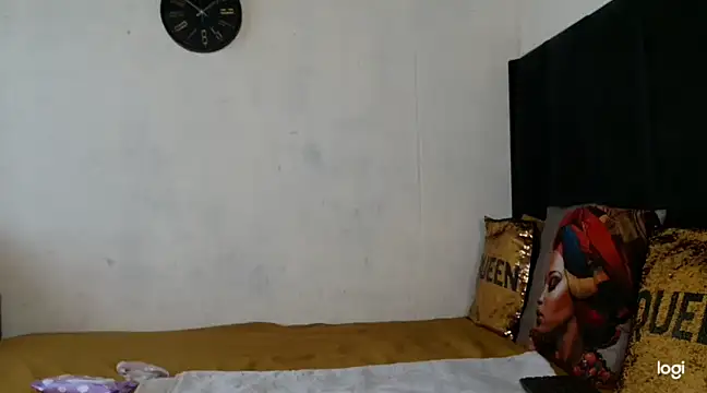 Snapshot of quenliyasa chatting on 01.11.25 quenliyasa online show from 01.11.25