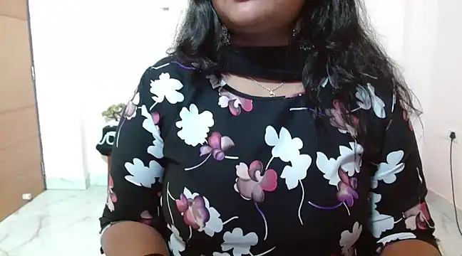 Snapshot of Naughty_Ayesha1 chatting on 01.24.25 Naughty Ayesha1 online show from 01.24.25