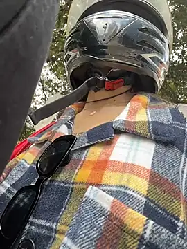 EemaHaruki online show from 11.12.25