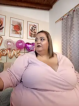 Snapshot of Alisson_am chatting on 02.14.25 Alisson am online show from 02.14.25